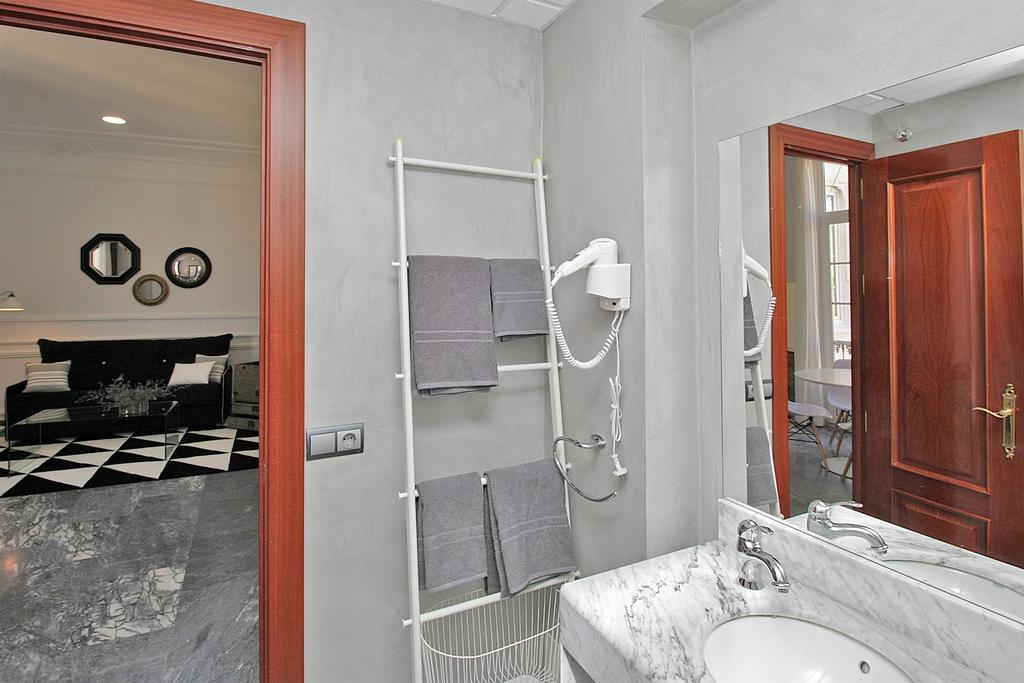 Plaza Constitucion - Larios Apartment